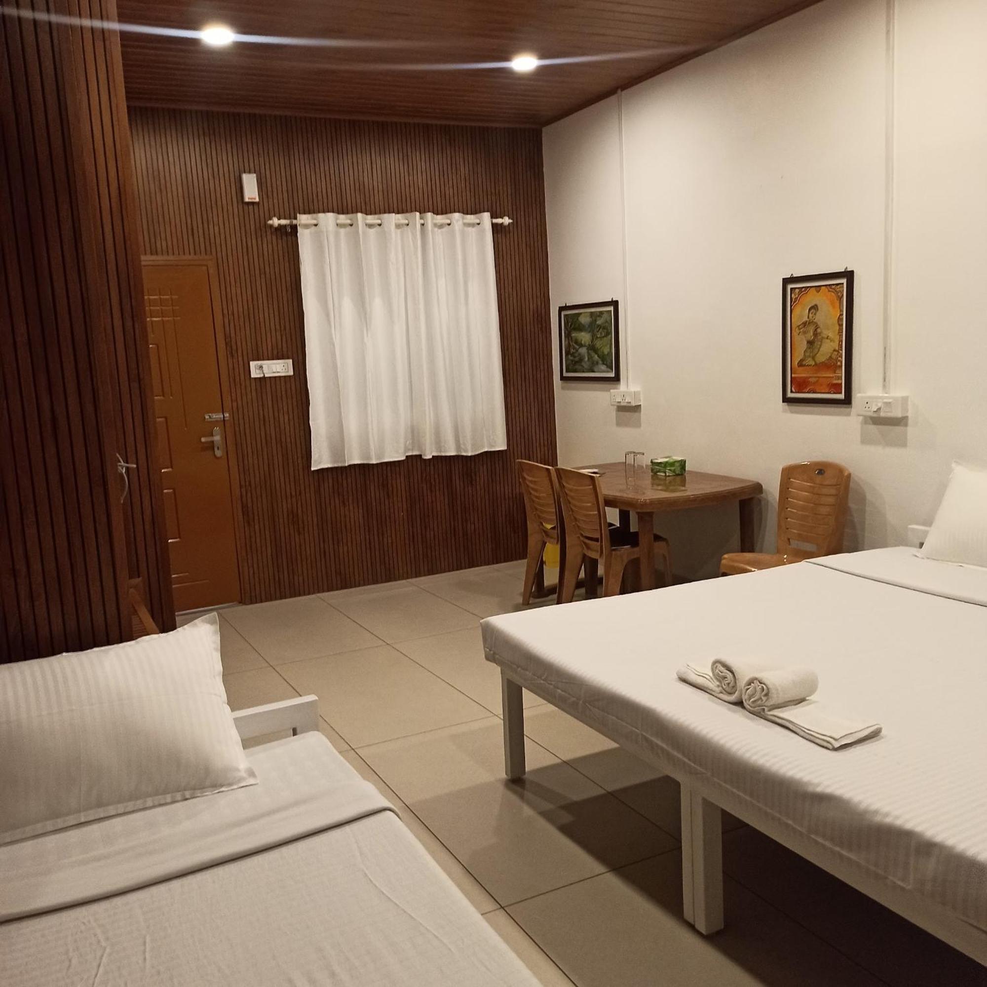 Kochi Bethesda Inn חדר תמונה