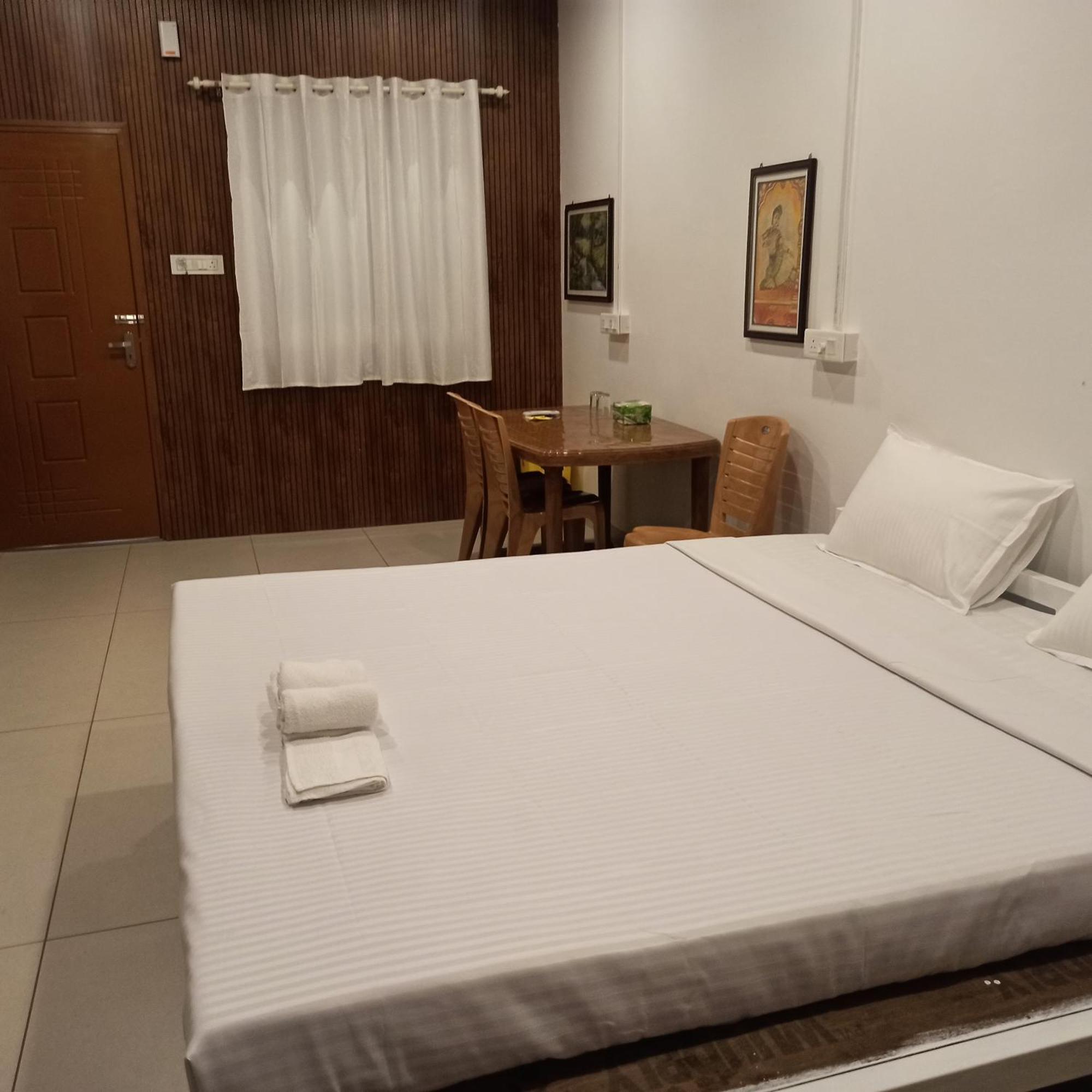 Kochi Bethesda Inn מראה חיצוני תמונה